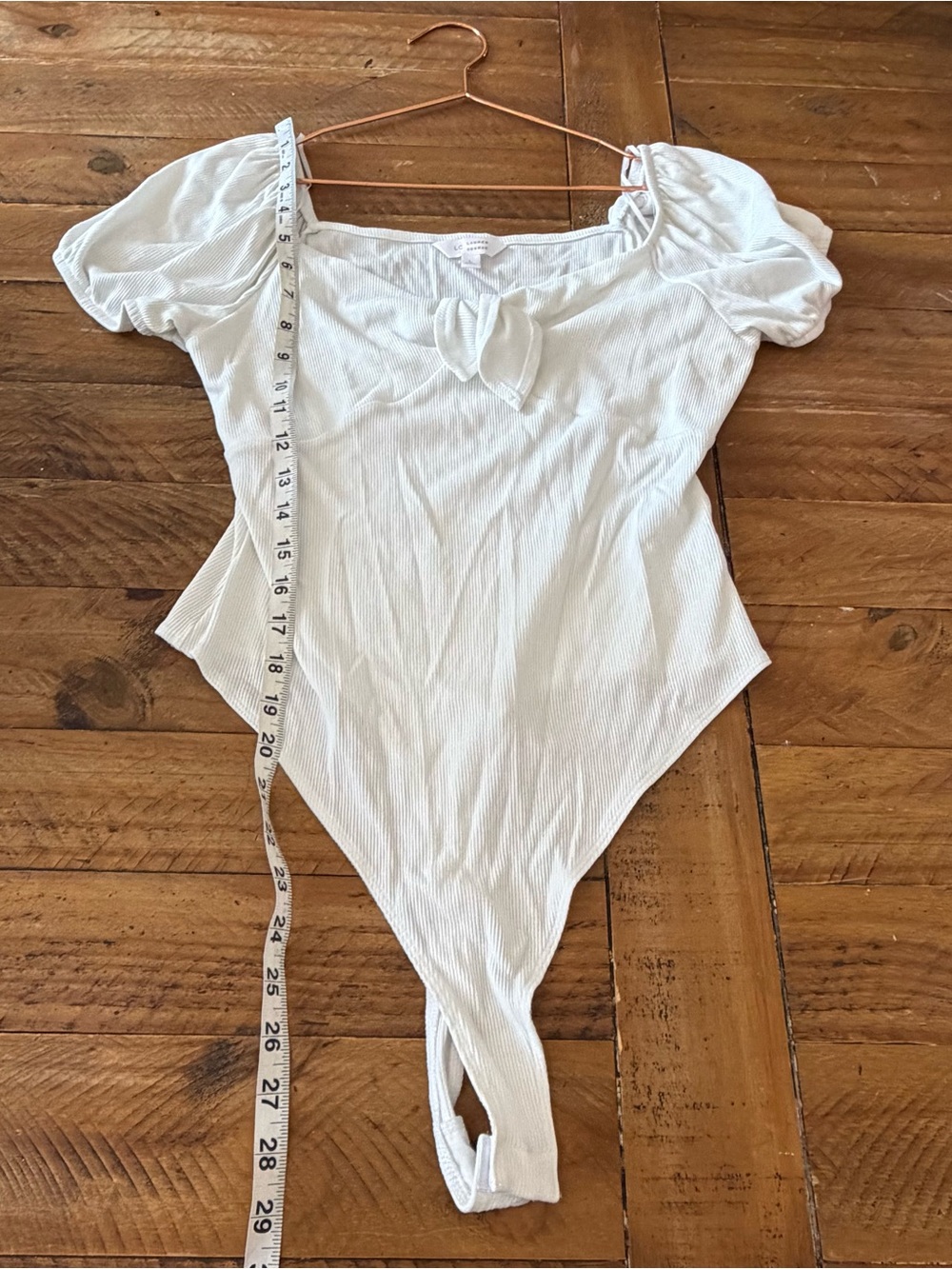 LC Lauren Conrad white Knot-Front Puff Sleeve Bodysuit large - Picture 5 of 6